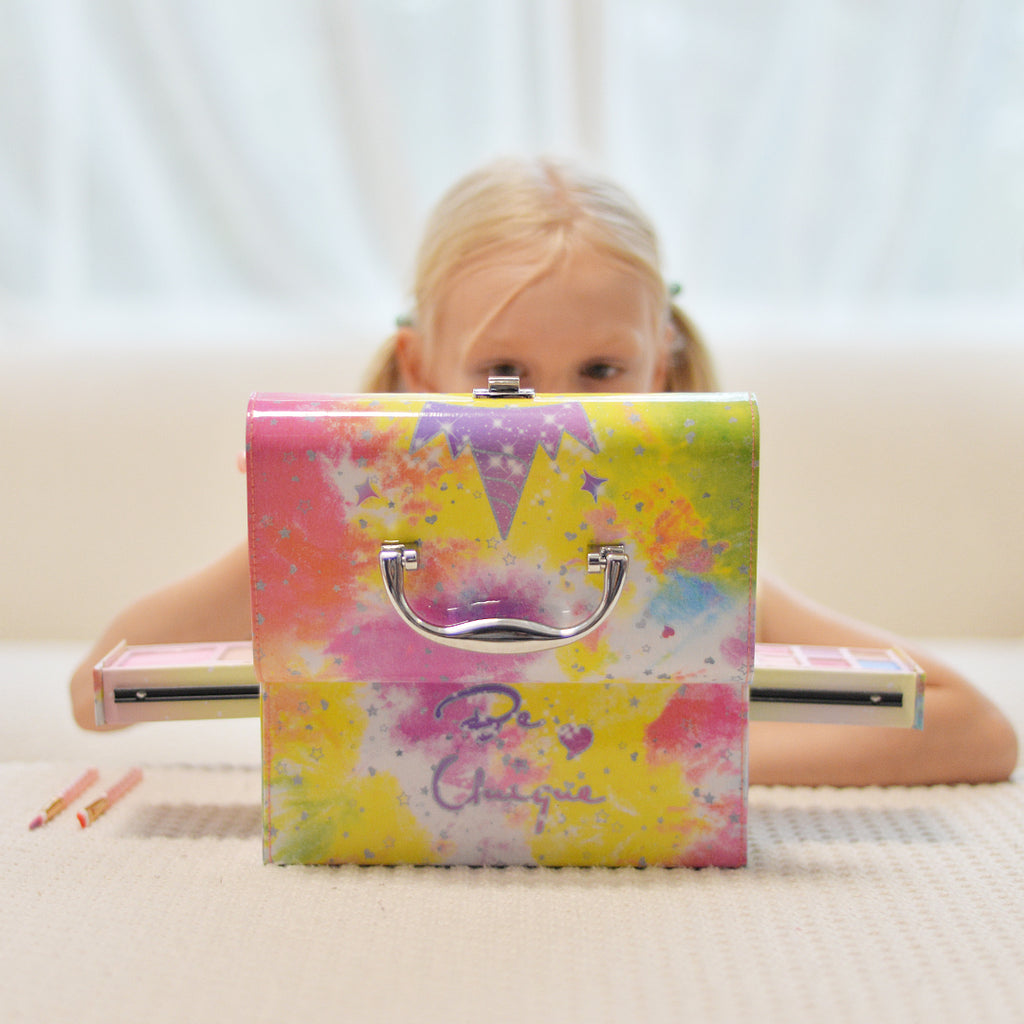 The washable unicorn makeup case for kids